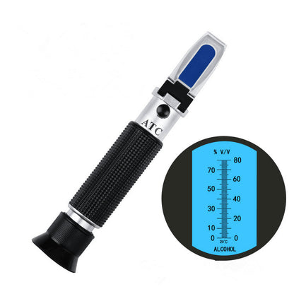 Refractometer alcohol detector